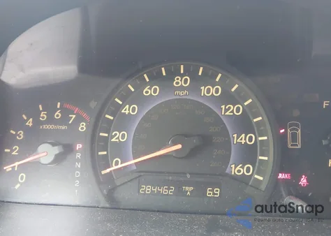 2006 Honda Odyssey Ex-L from USA, damaged, VIN 5FNRL387X6B002818